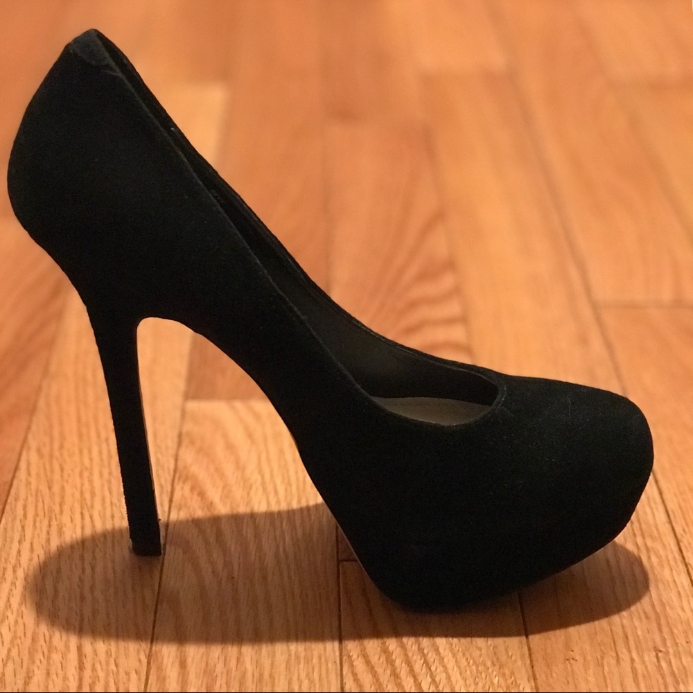 Steve Madden Bevv Platform Stiletto Black Suede7.5